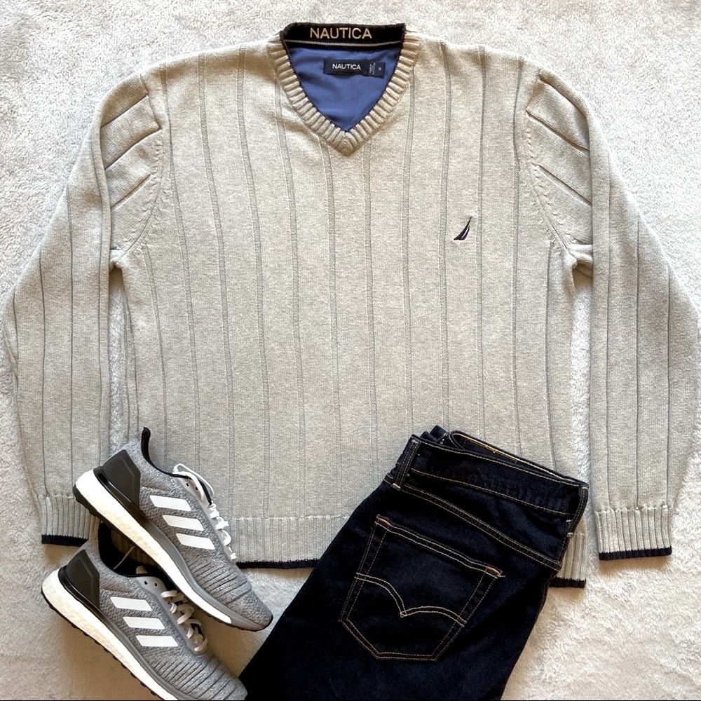 Nautica Men’s V-Neck Cotton Sweater Size Medium